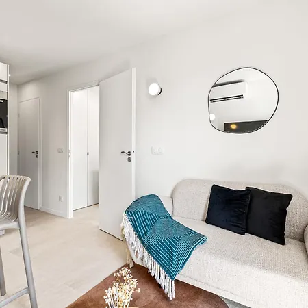 Apartament Carabacel - One Ac And Balcony *