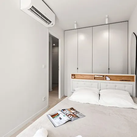 Διαμέρισμα Carabacel - One Ac And Balcony